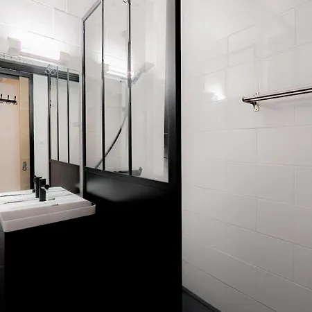 4 Personnes Ax3domaines 20 Акс-ле-Терм